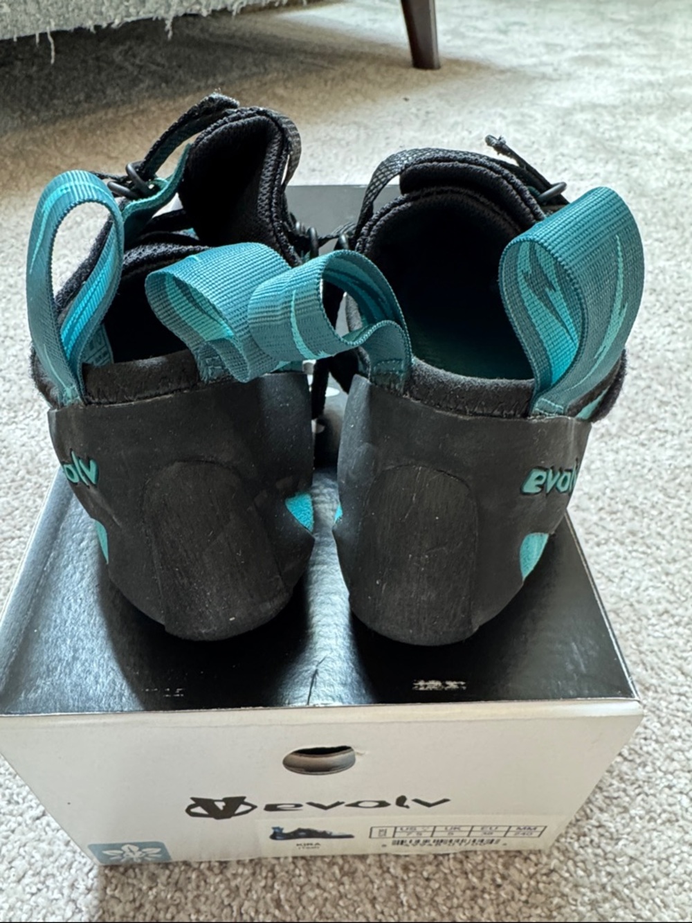 NEW Evolv Kira women’s climbing shoes teal 7.5 38 - Picture 5 of 7